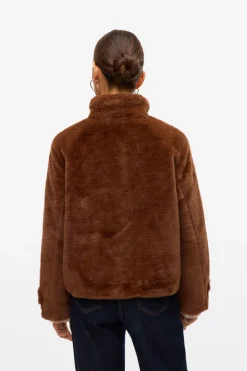 Vero Moda Abrigo corto efecto pelo Marr&oacute;n oscuro Outlet