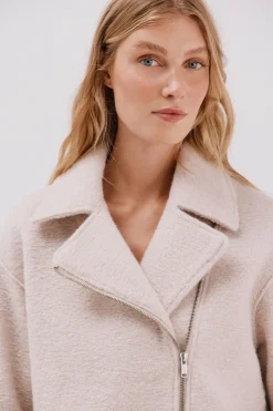 Cortefiel Abrigo corto silueta biker Marfil Best