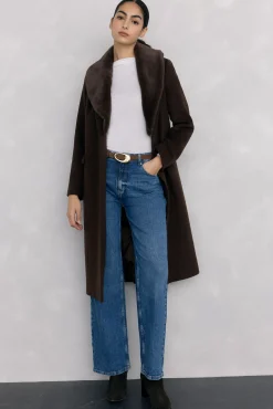 Pedro del Hierro Abrigo cuello efecto pelo Marr&oacute;n Sale