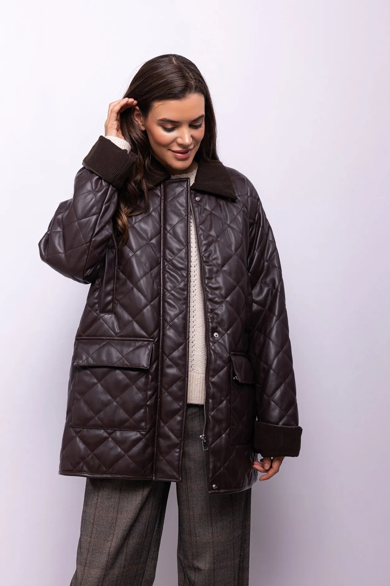 Object Abrigo efecto piel acolchado Marrón oscuro Best