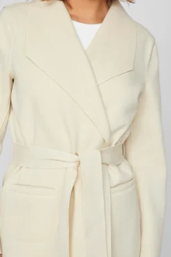 Vila Abrigo largo anudado Marfil