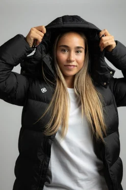 Izas Abrigo largo de fibra negro Outlet