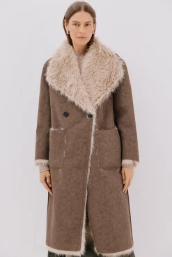 Cortefiel Abrigo largo efecto pelo reversible Marr&oacute;n oscuro Best