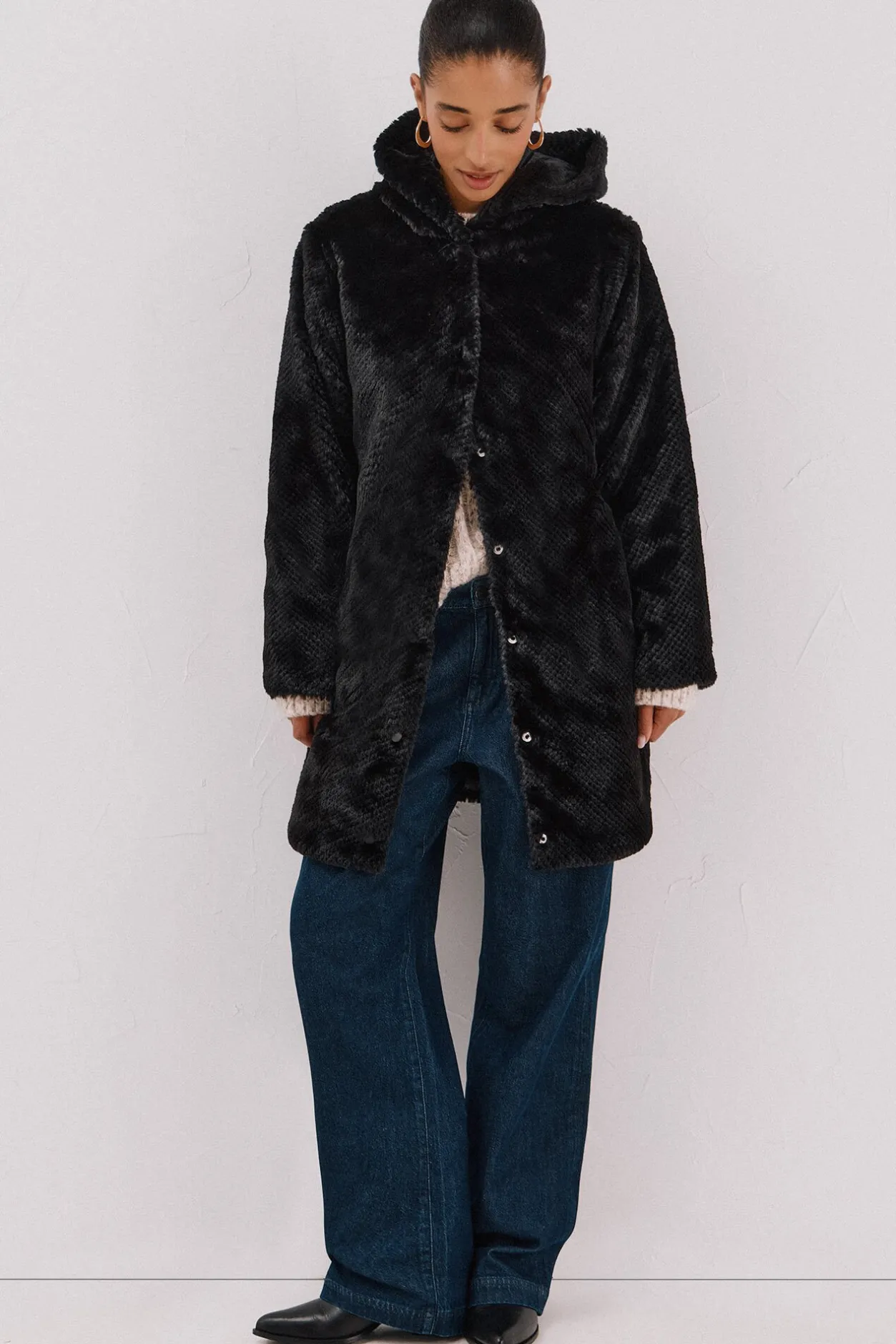 Cortefiel Abrigo largo reversible efecto pelo Negro Hot