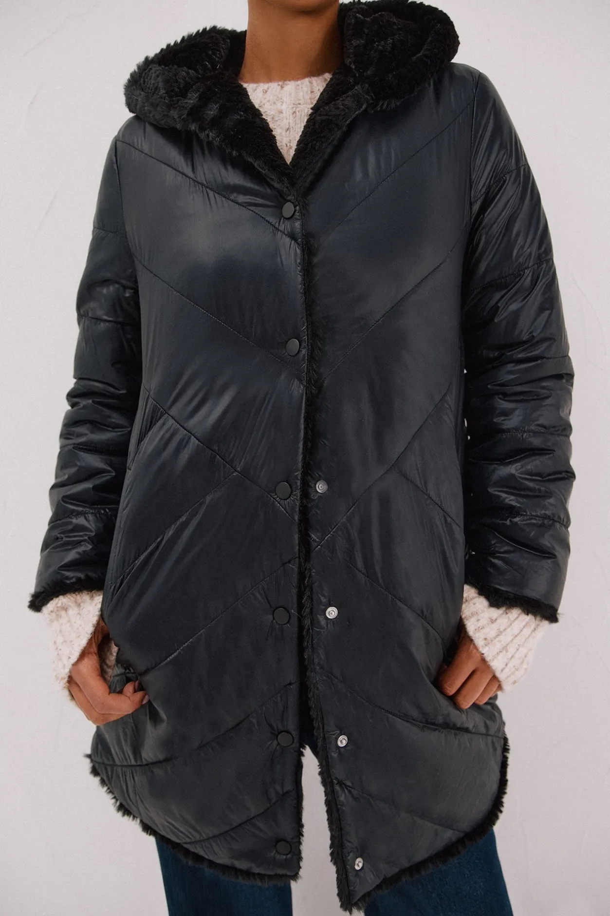 Cortefiel Abrigo largo reversible efecto pelo Negro Hot