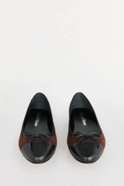 Pedro del Hierro Bailarina de piel con puntera de logo Marr&oacute;n Best