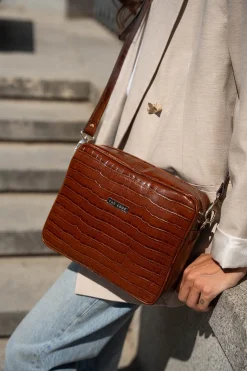 The Code Bandolera charlotte praline Marr&oacute;n Outlet