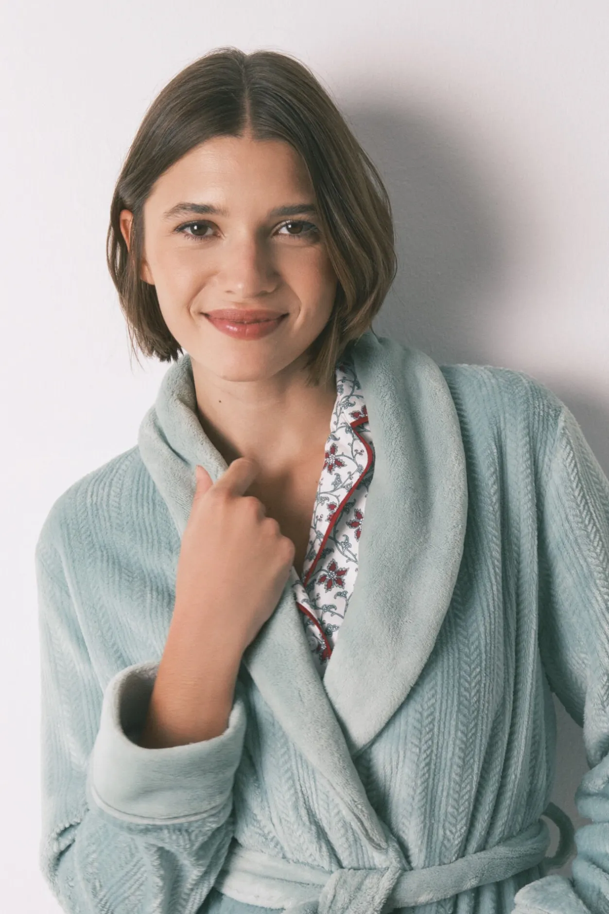 Women'secret Bata midi cruzada tejido polar azul Outlet