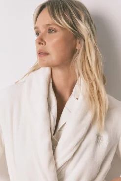 Women'secret Bata midi polar aterciopelado blanco marfil Clearance