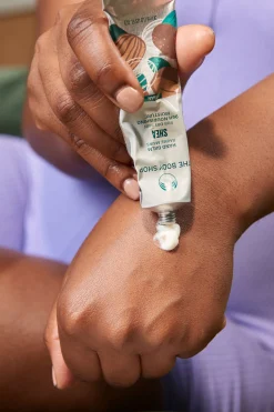 The Body Shop Bálsamo de Manos de Karité 30 Multicolor