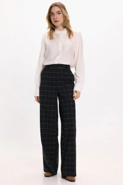 Vila Blusa de manga larga con bordado inglés Blanco Hot