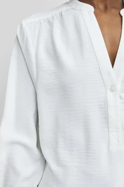 Selected Blusa fluida con cuello de pico confeccionada con materiales reciclados Blanco Outlet