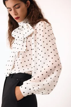 Pedro del Hierro Blusa lunares desfile Marfil Best