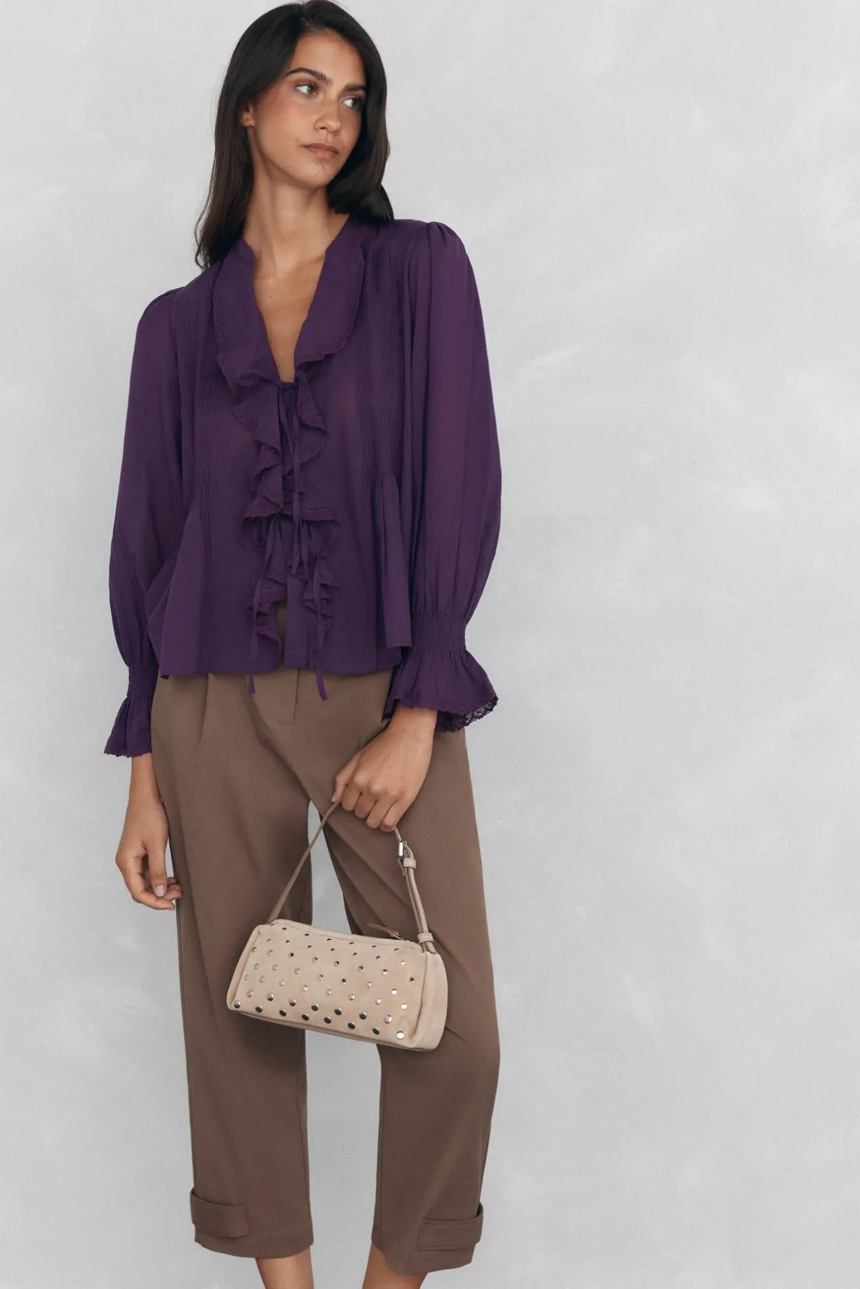 Pedro del Hierro Blusa romántica volante Morado Sale
