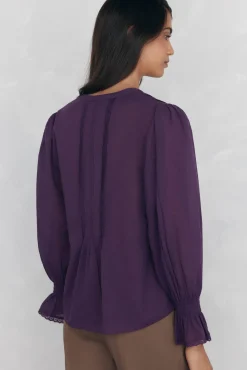 Pedro del Hierro Blusa romántica volante Morado Sale