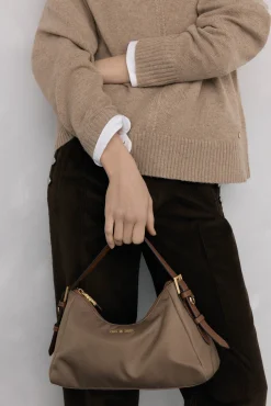 Pedro del Hierro Bolso de hombro en nylon con cremallera Beige Online