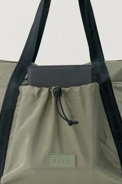 Born Living Yoga Bolso multiusos Away kaki nude Online