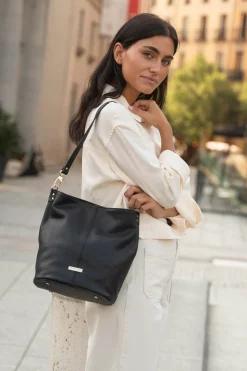 The Code Bombonera julieta liso Negro New