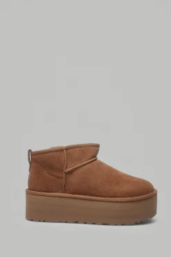 Ugg Bota Classic Ultra Plataforma Marr&oacute;n