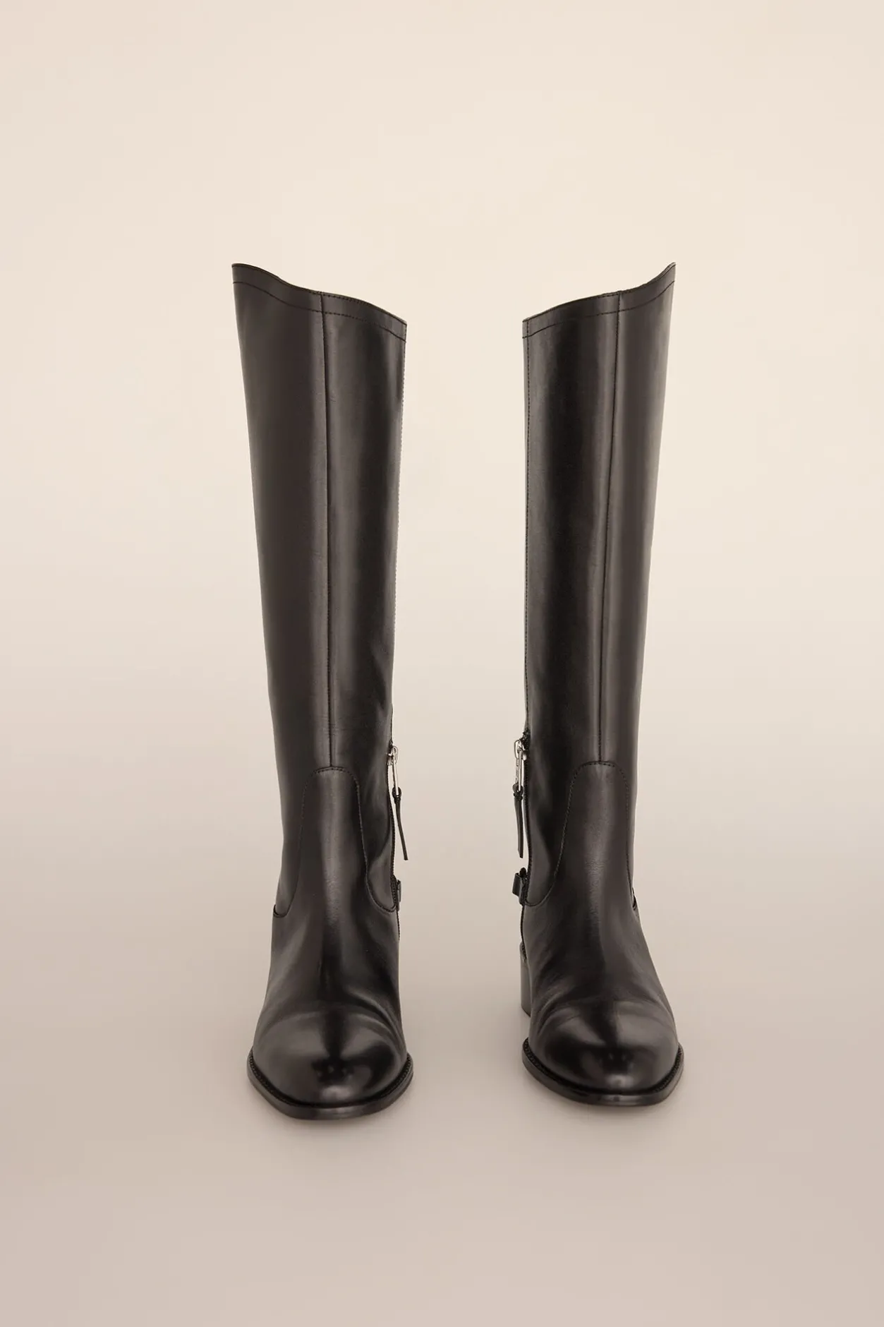 Pedro del Hierro Bota hípica con detalle metálico Negro Sale