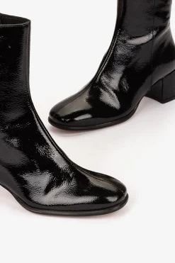 Cuplé Botín charol tacón medio Negro