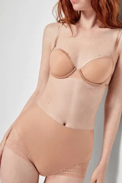 Gisela Braga alta sin costuras nude Hot