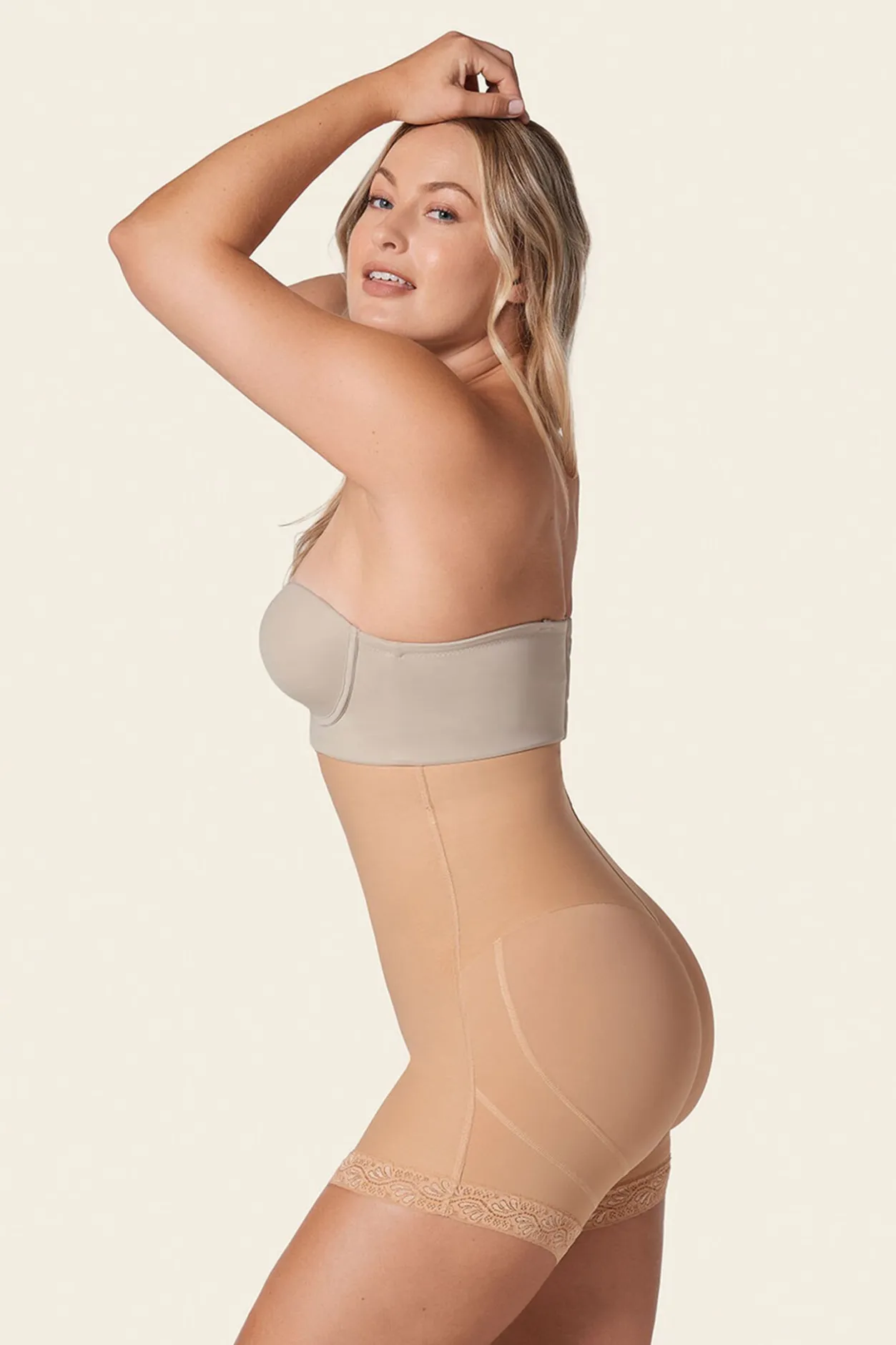 Leonisa Braga faja tipo short de control fuerte levanta glúteos beige Hot