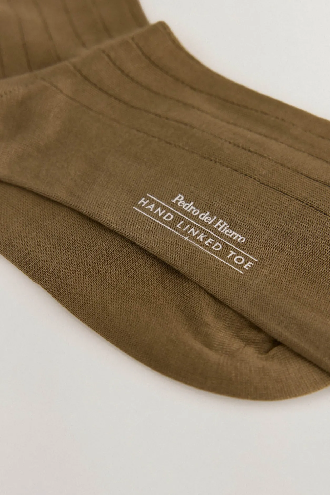 Pedro del Hierro Calcetín liso vestir Marrón Outlet