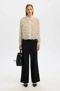 Selected Camisa corta fluffy Beige Online