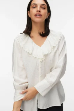 Vero Moda Curve Camisa de cuello volante talla grande Blanco