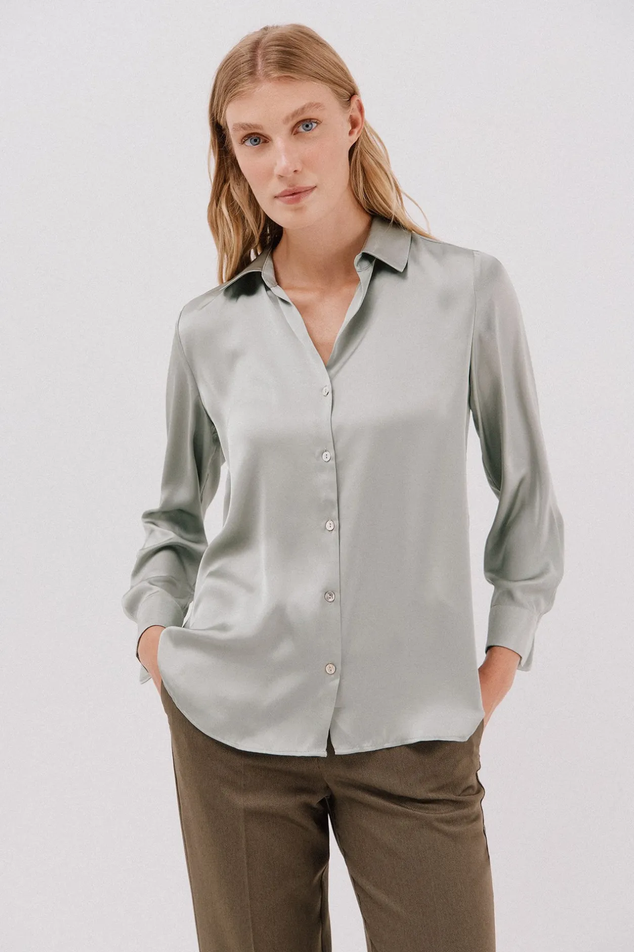 Cortefiel Camisa satinada Verde Outlet