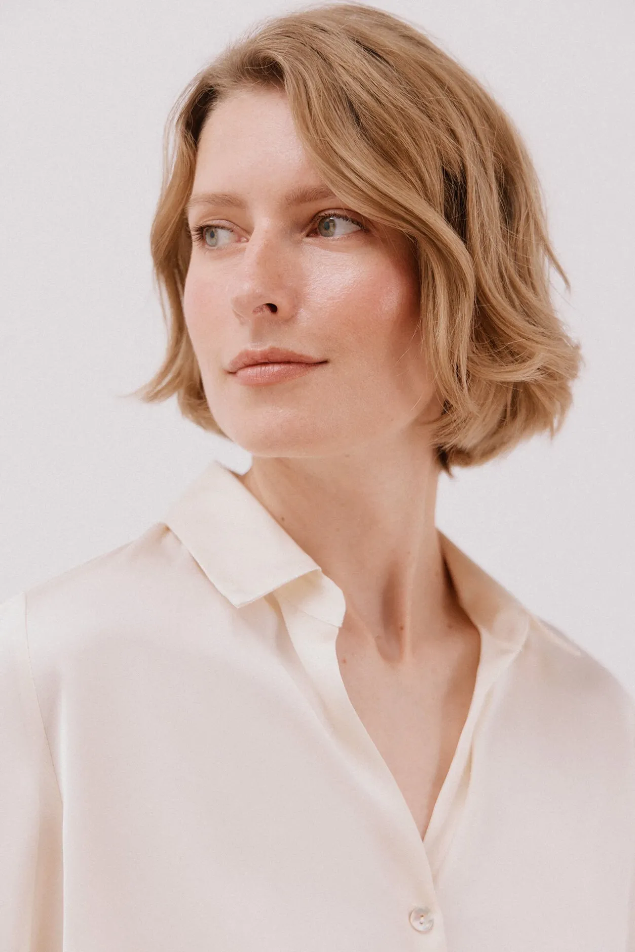 Cortefiel Camisa satinada Marfil Discount