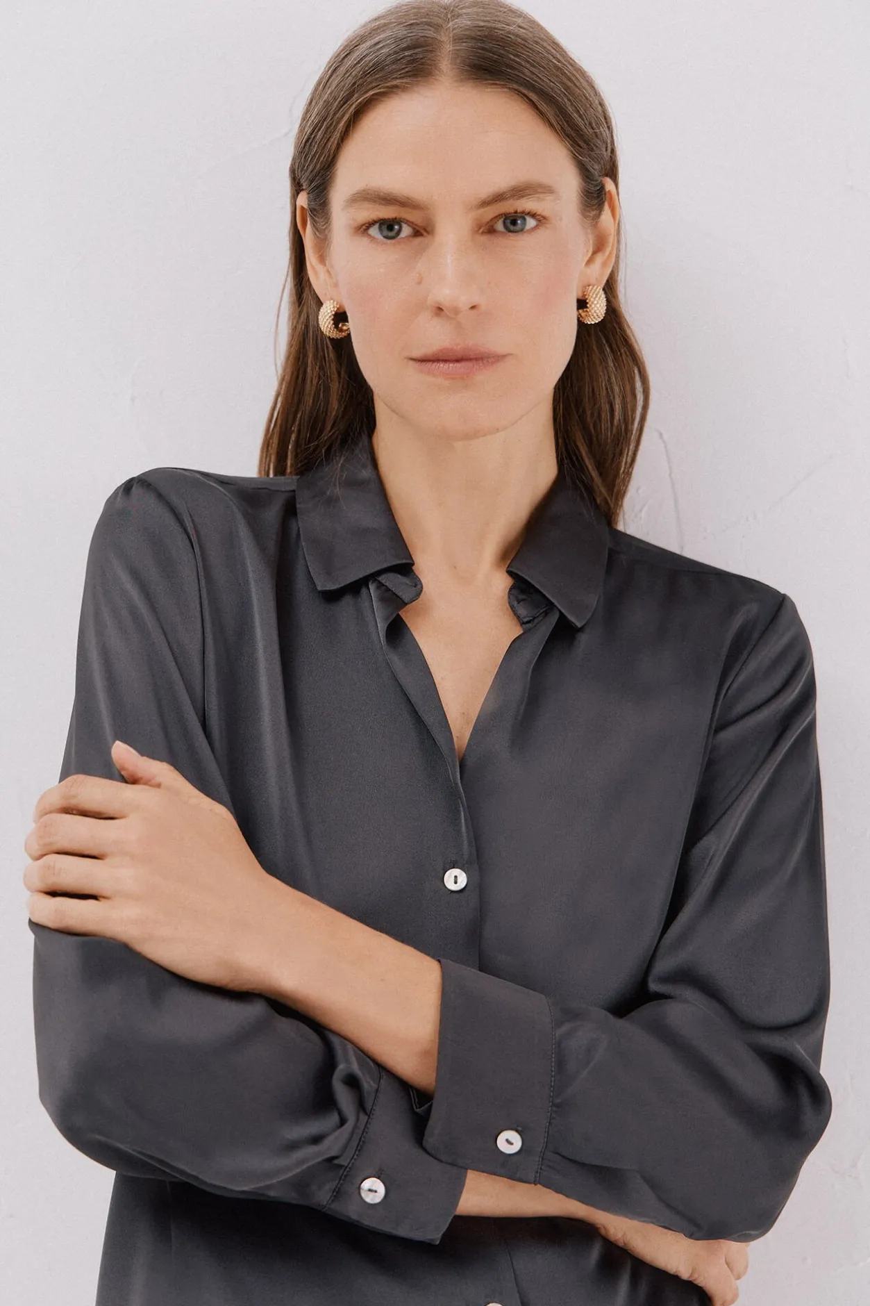 Cortefiel Camisa satinada Gris oscuro Best