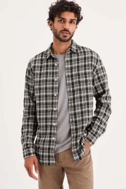 Dockers Camisa slim fit Marr&oacute;n New