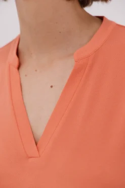 Cortefiel Camiseta básica cuello mao desmentido Coral Best