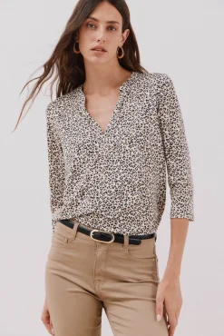 Cortefiel Camiseta básica escote mão Estampado blanco Best