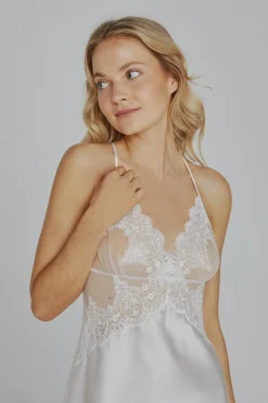 Ivette Bridal Camisón de satén con tanga en blanco marfil Sale