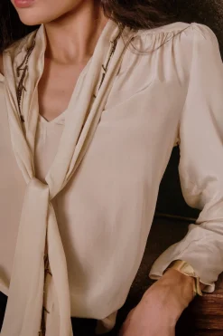 Hoss Intropia Carrie. Blusa con lazada Marfil Clearance