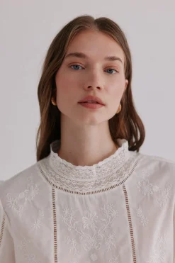 Hoss Intropia Cassia. Blusa romántica Marfil Hot