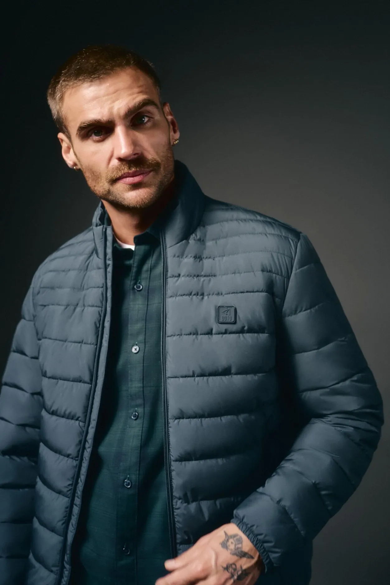 OOTO Cazadora acolchada ultralight Azul marino Hot