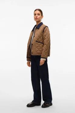 Vero Moda Cazadora corta acolchada con contraste Marr&oacute;n Best