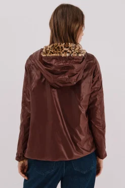 Cortefiel Cazadora corta reversible efecto pelo Marr&oacute;n oscuro Outlet