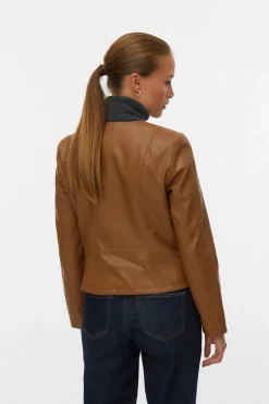 Vero Moda Cazadora efecto piel Marr&oacute;n Best