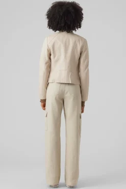 Vero Moda Cazadora efecto piel cuello Perkins Blanco Hot