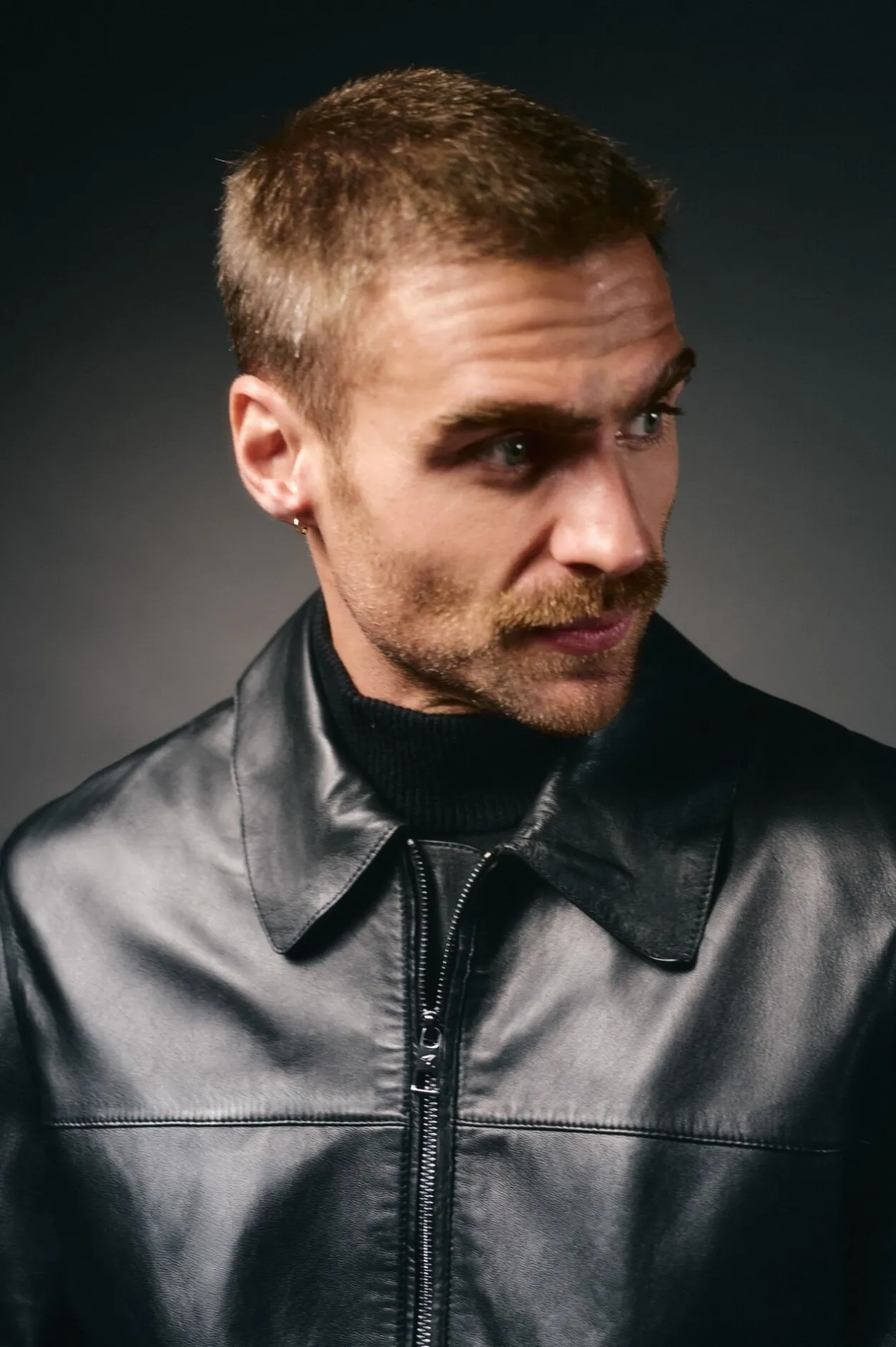 OOTO Cazadora piel cuello camisero Negro Discount