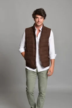 Cloking Chaleco Ante Plumas Marr&oacute;n Hot