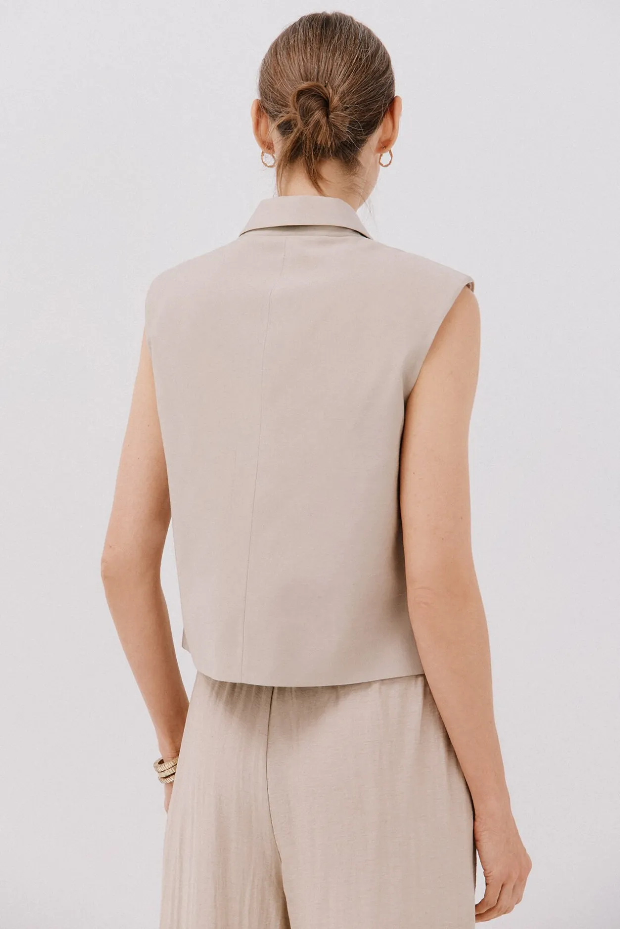 Cortefiel Chaleco de cuello solapa Arena