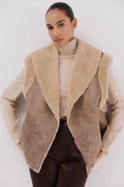 Cortefiel Chaleco efecto doble faz Marr&oacute;n Online