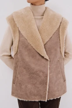 Cortefiel Chaleco efecto doble faz Marr&oacute;n Online