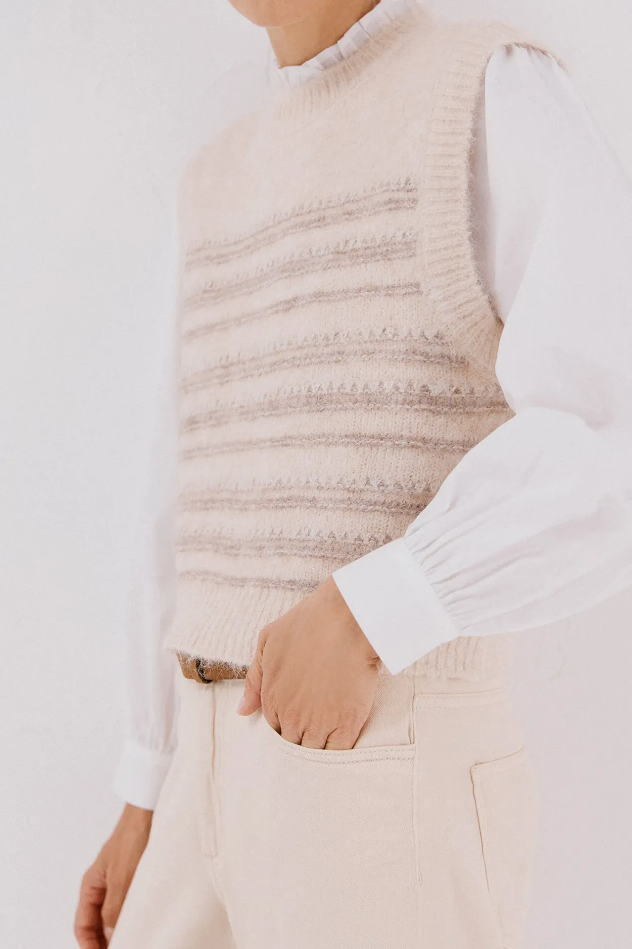 Cortefiel Chaleco punto pasadas Marfil Discount